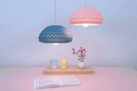 Kasaランプはボリューム感あるオーガニックなランプ。ピンクとブルー色。